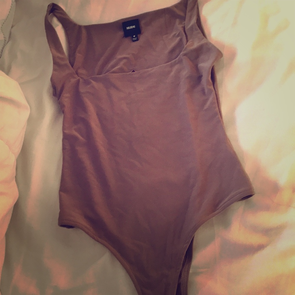 Nude bodysuit- M